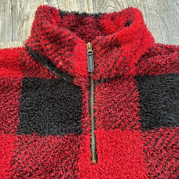 Thread & Supply Red Buffalo Plaid Fuzzy Sherpa 3/4 Zip Sweatshirt Women’s Medium - Picture 3 of 9